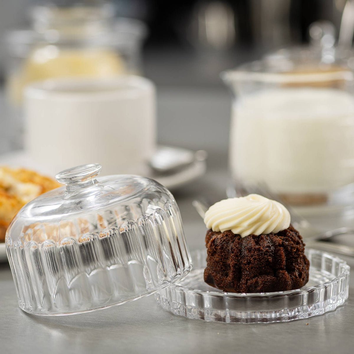 Glass Dessert Dish with Lid - Twirls + Twigs