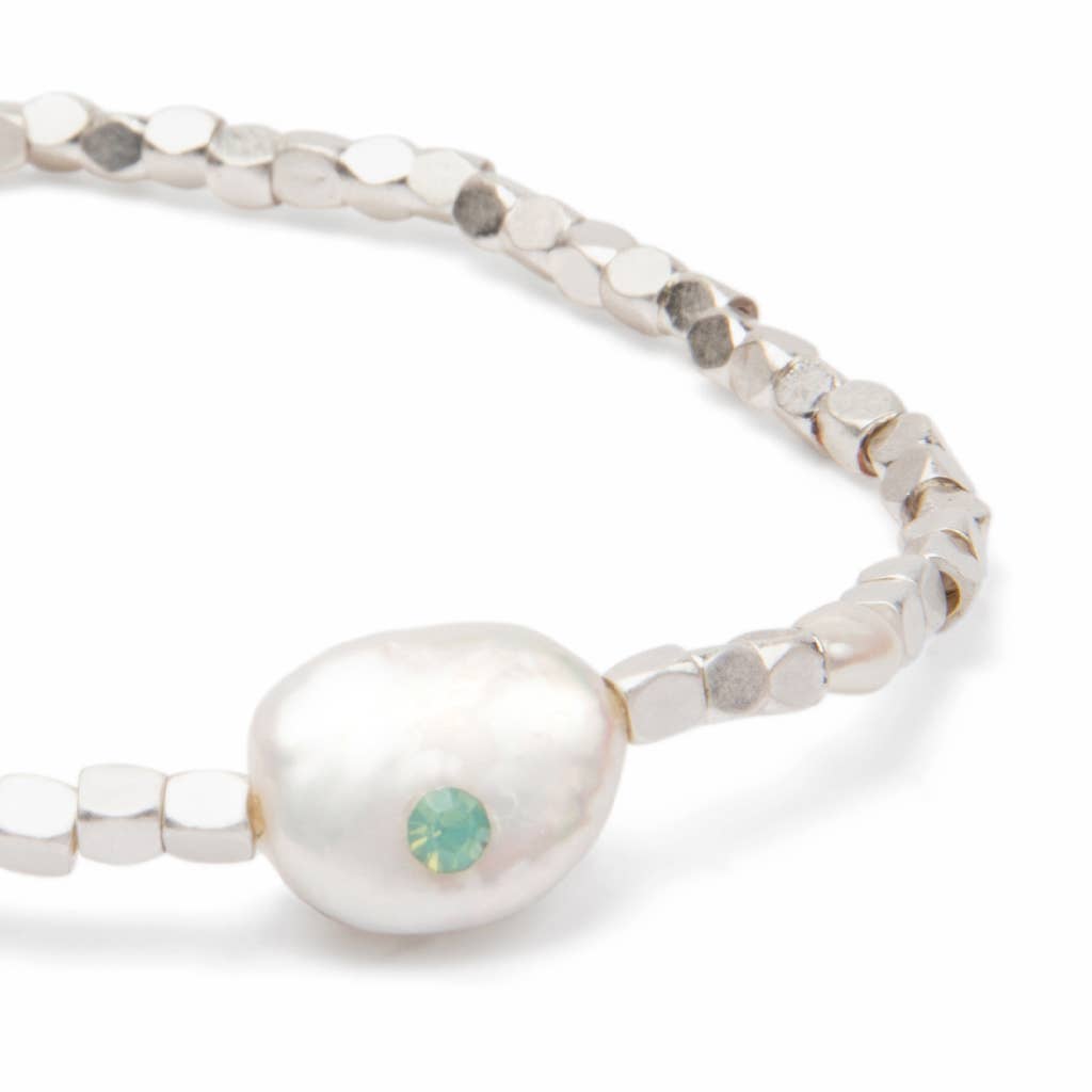 Pearl Affirmation Bracelet - Courage/Silver - Twirls + Twigs