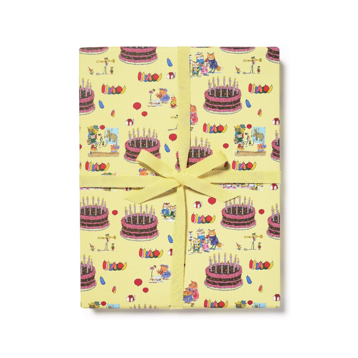 Richard Scarry Dolly Pig Birthday Wrapping Paper: Roll of 3 Sheets - Twirls + Twigs