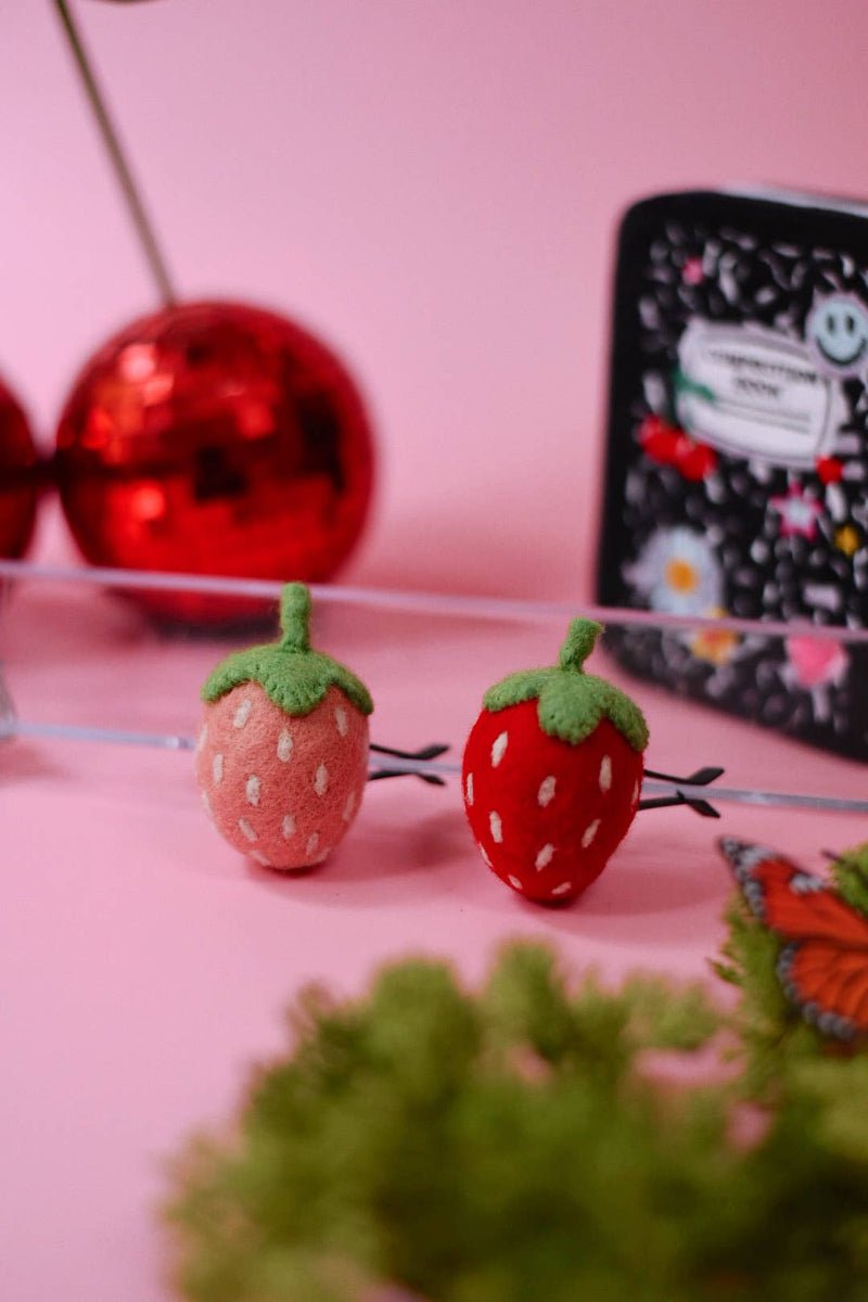 Strawberry Car Vent Clip: Red - Twirls + Twigs