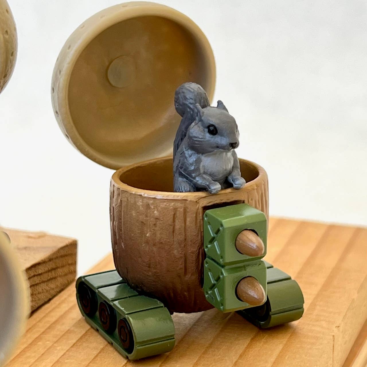 DONGURI TANK FIGURINE BLIND BOX - Twirls + Twigs