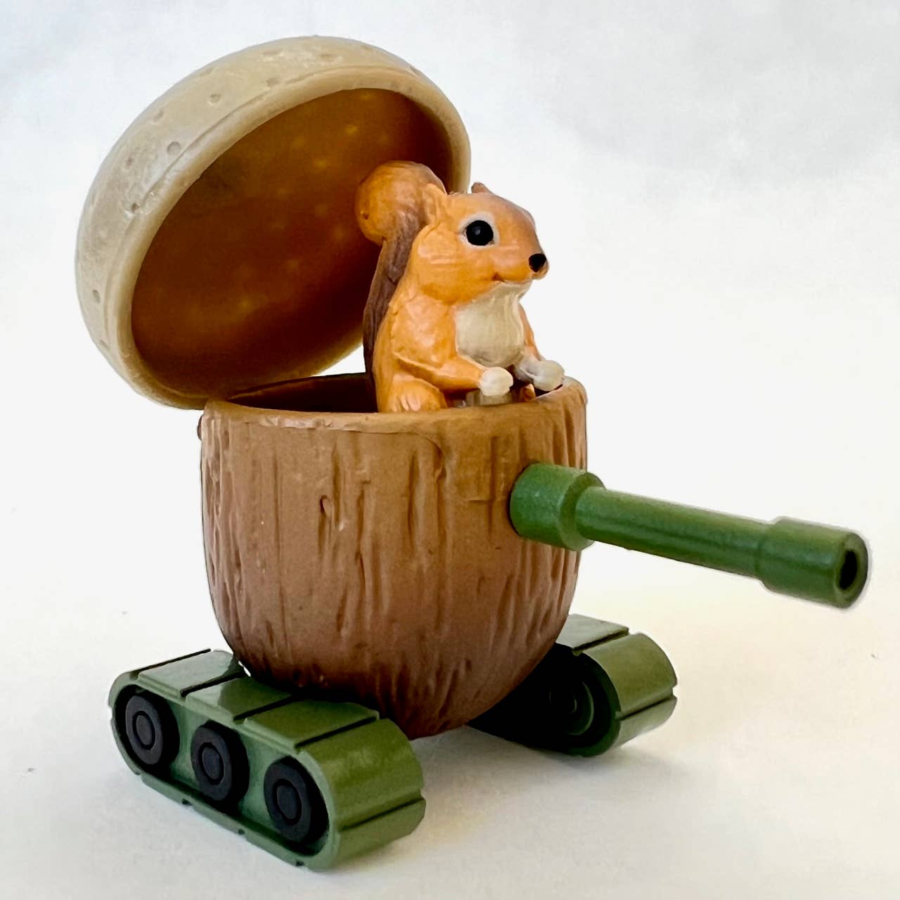 DONGURI TANK FIGURINE BLIND BOX - Twirls + Twigs