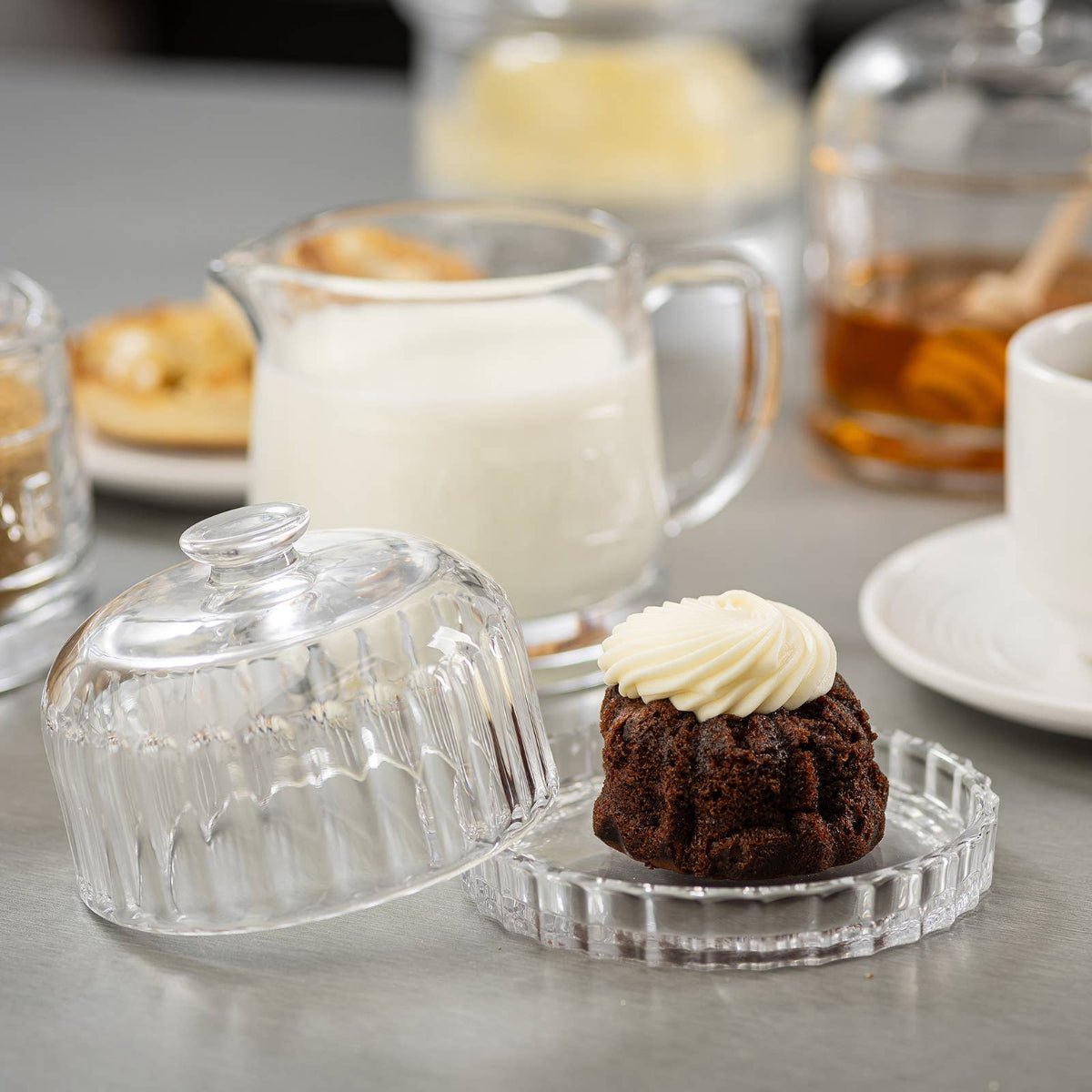 Glass Dessert Dish with Lid - Twirls + Twigs