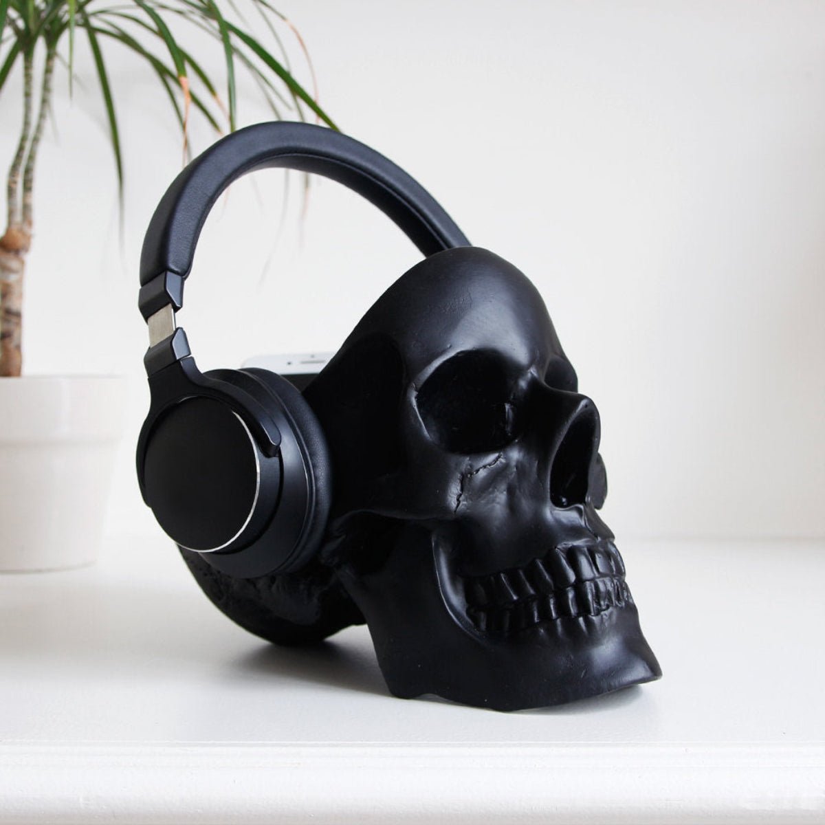 Skull Tidy - Twirls + Twigs