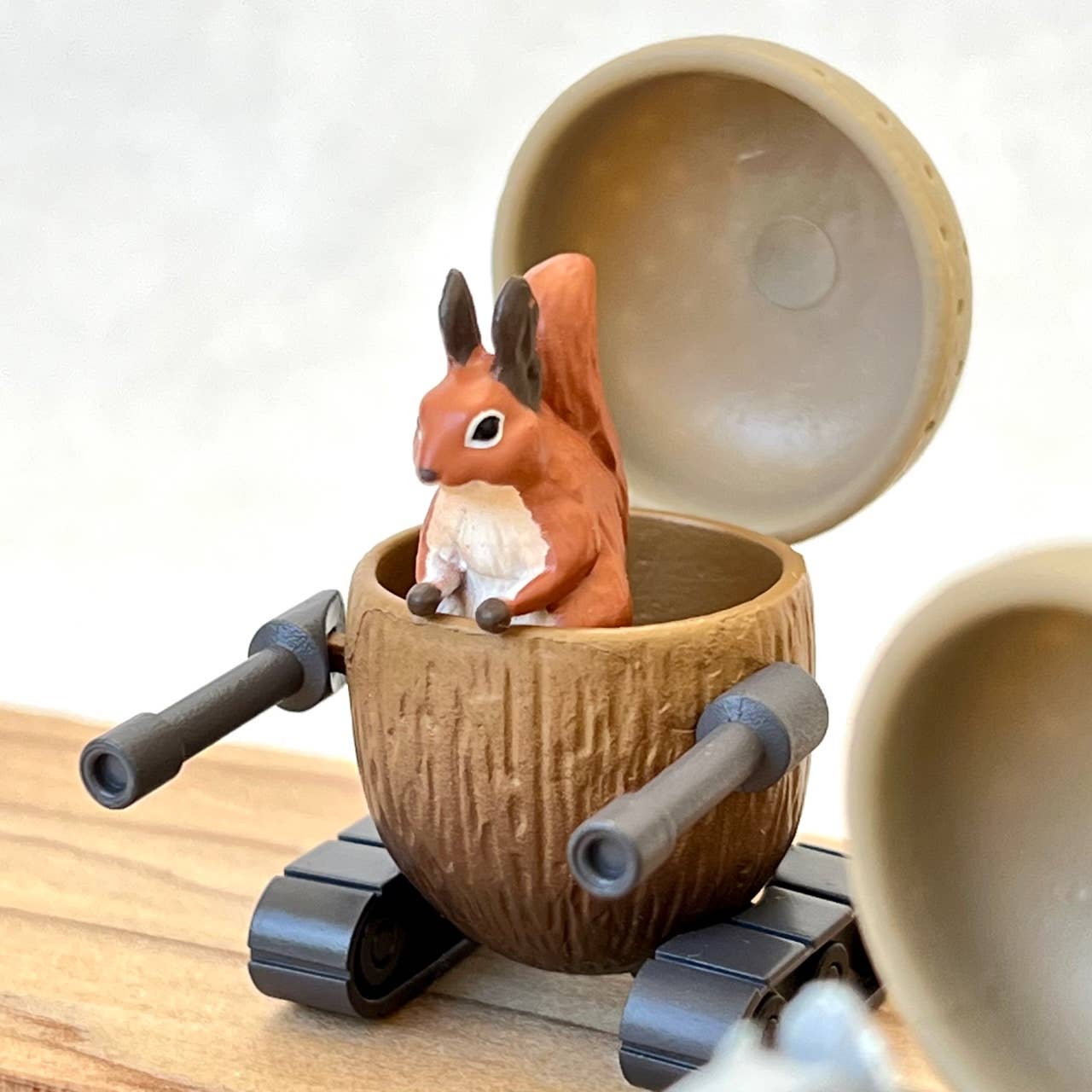 DONGURI TANK FIGURINE BLIND BOX - Twirls + Twigs