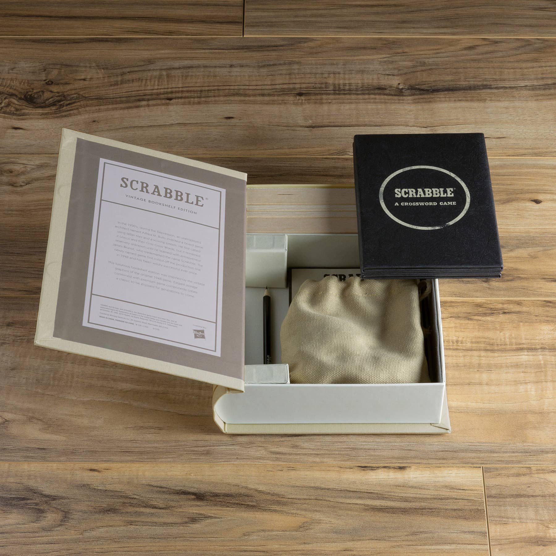 Scrabble Vintage Bookshelf Edition - Twirls + Twigs