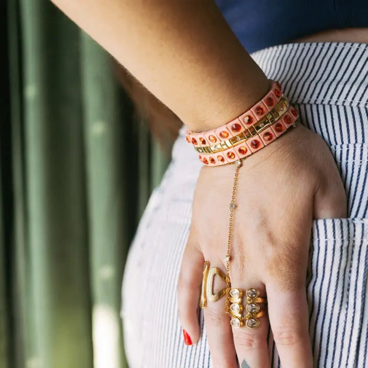 Roxanne Crystal Ring - Twirls + Twigs