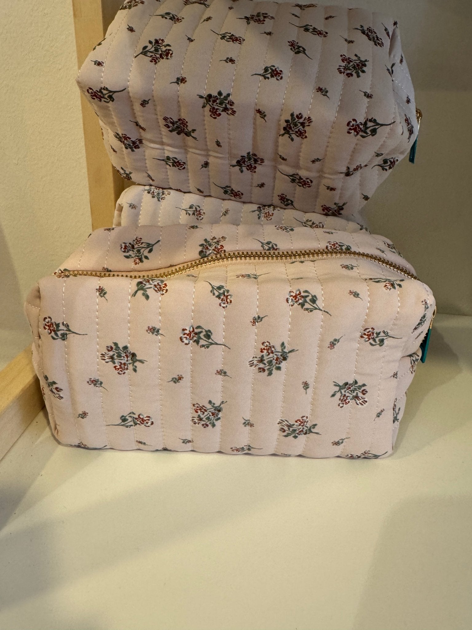 Petite Floral Zip Make up bag - Twirls + Twigs