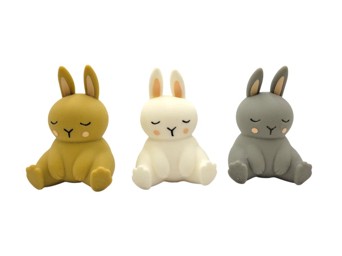 MARSHMALLOW BUNNY SQUEEZE - Twirls + Twigs
