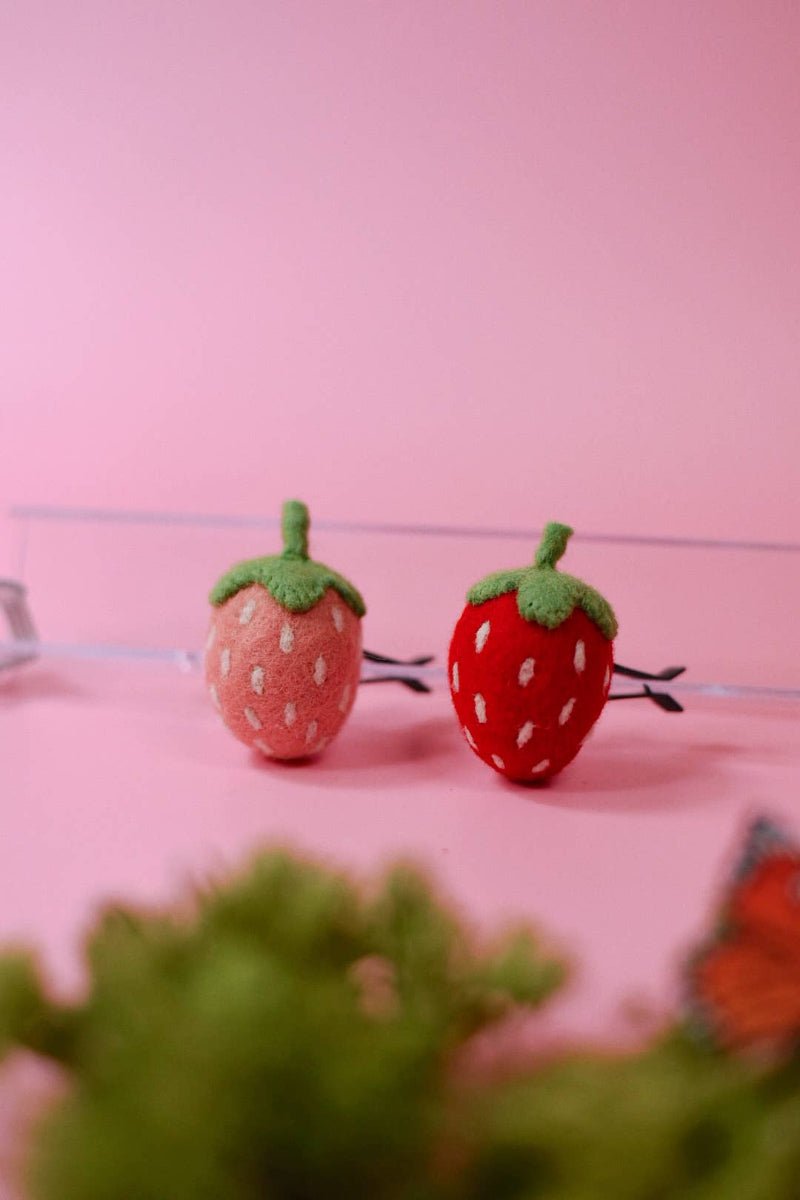 Strawberry Car Vent Clip: Red - Twirls + Twigs
