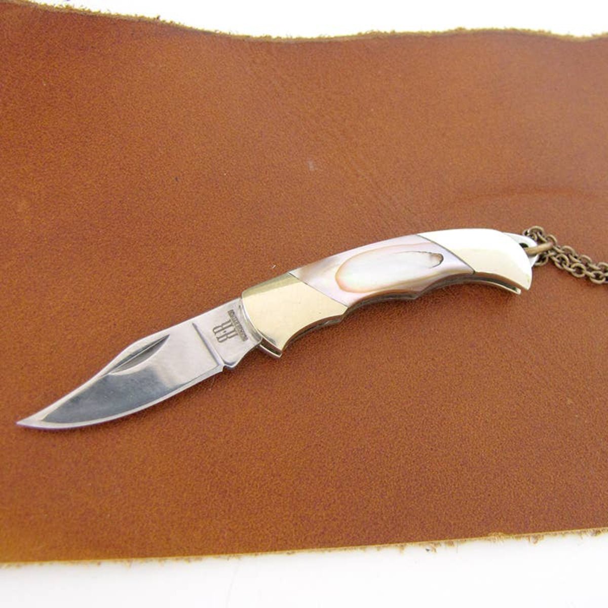 Shell Handled Knife Necklace: Mother of Pearl 32 Inch - Twirls + Twigs