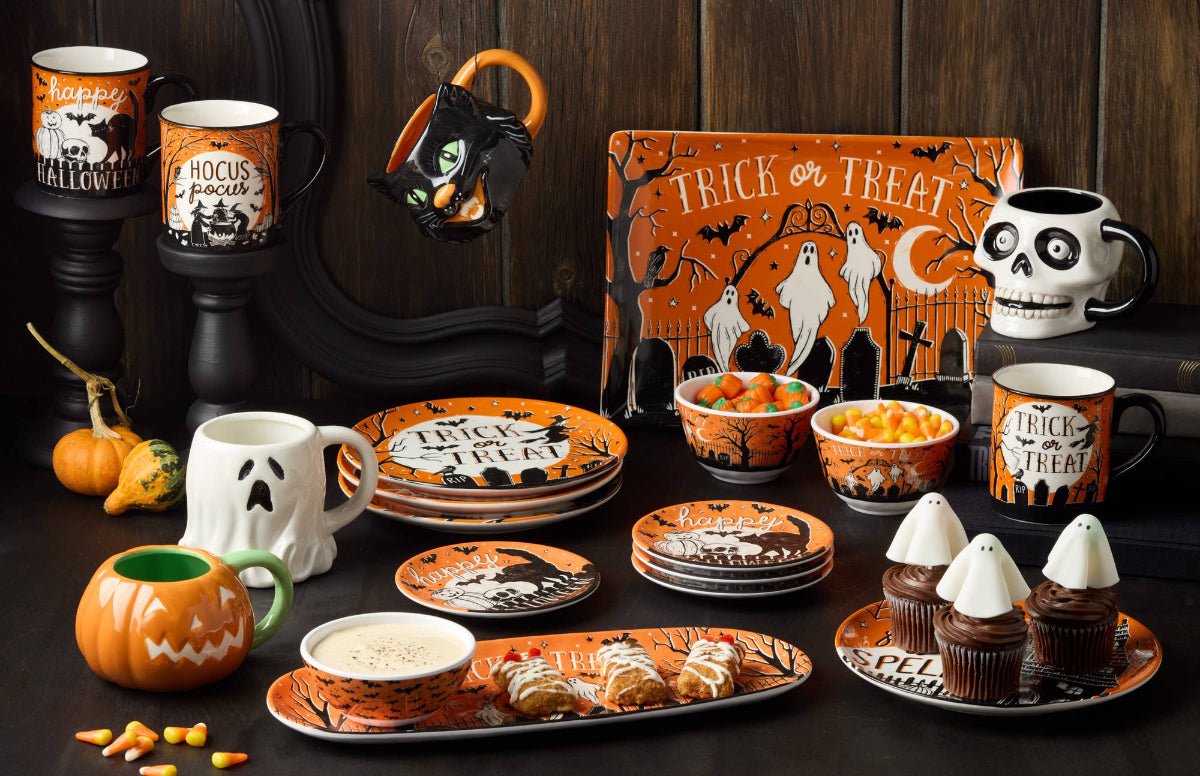 Scaredy Cat Halloween Canape Plate Round 6" Assorted - Twirls + Twigs