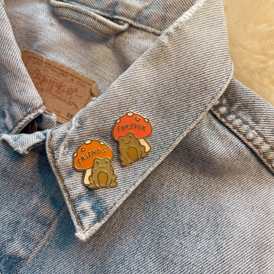 Friends Forever Frog Pins S/2