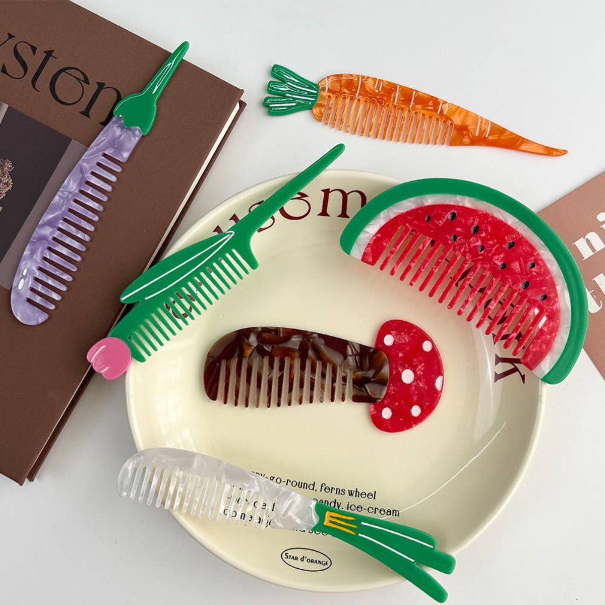Whimsical Animal Acetate Combs，Vegetable Portable Hair Tools: Puppy - Twirls + Twigs