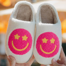  Hot Pink Star Eyed Happy Face Slippers: White/ pink