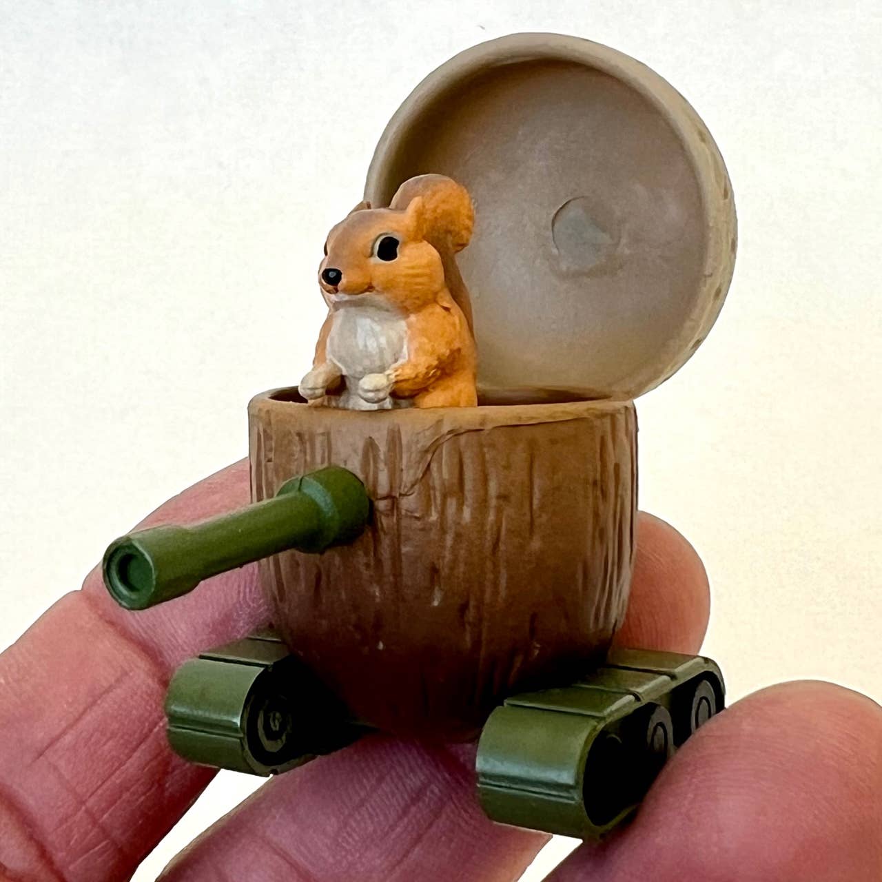 DONGURI TANK FIGURINE BLIND BOX - Twirls + Twigs