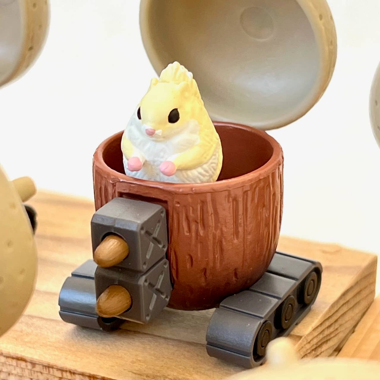 DONGURI TANK FIGURINE BLIND BOX - Twirls + Twigs