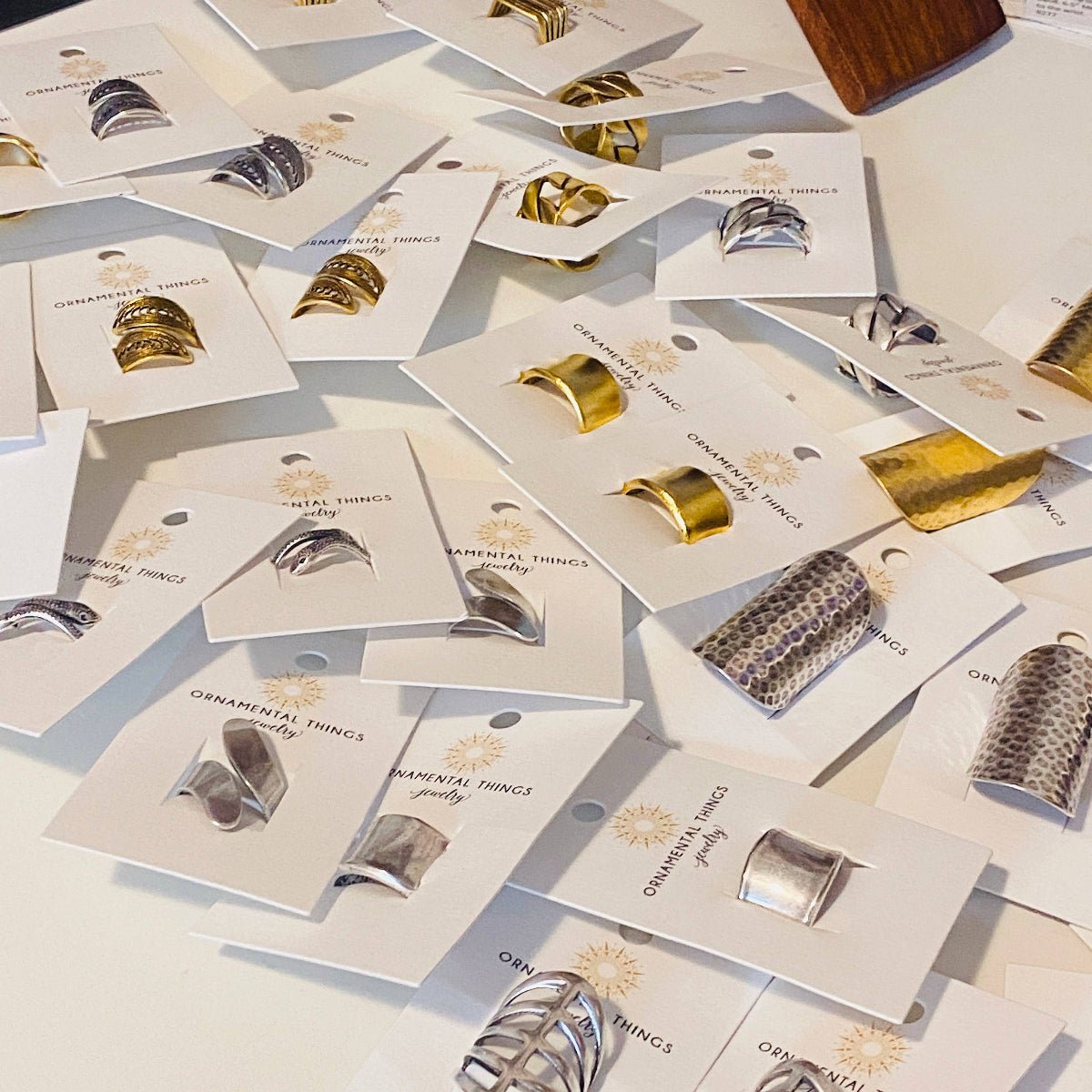 Horse Ring: Carded - Twirls + Twigs
