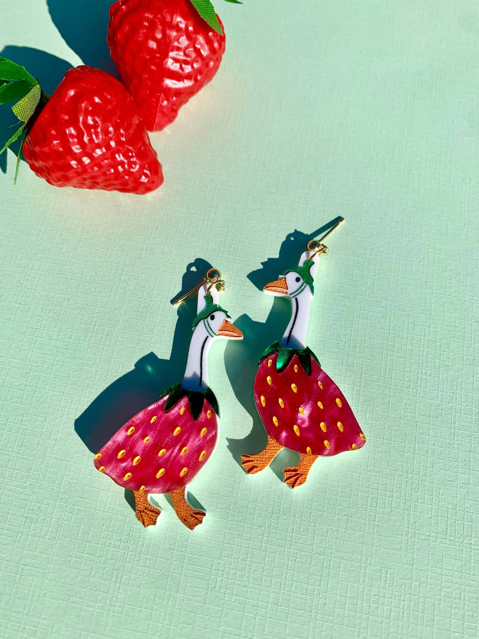 Gooseberry 🍓 - Twirls + Twigs