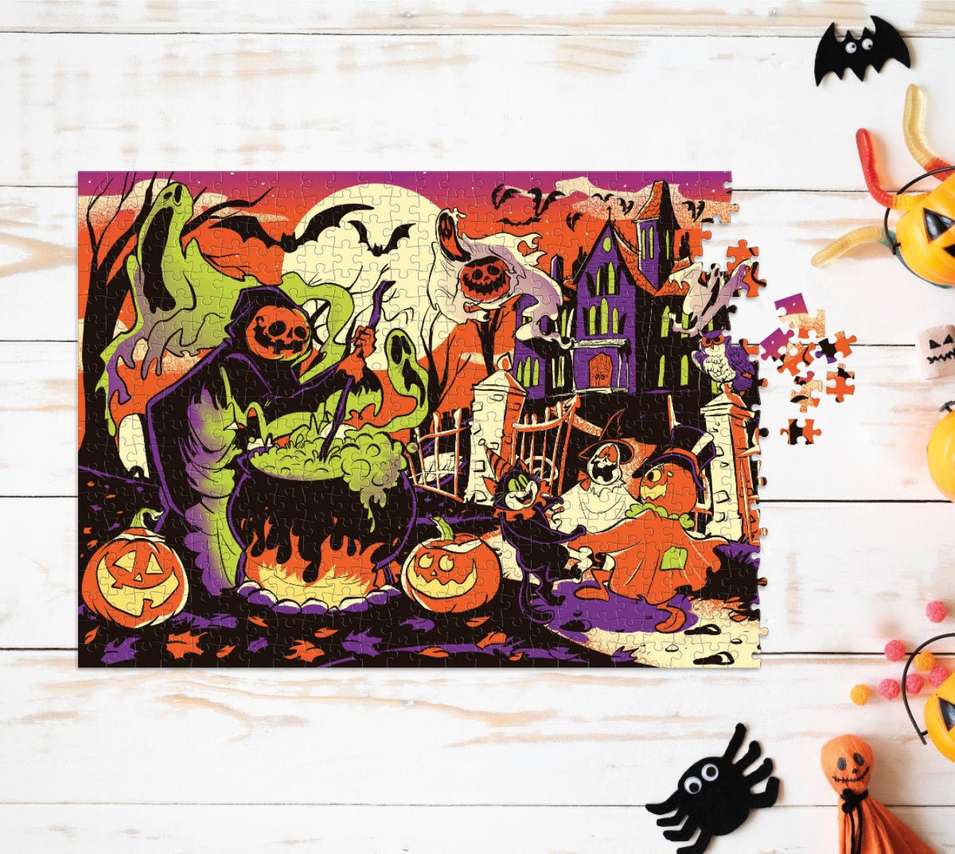 A Haunted Halloween 500-piece Jigsaw Puzzle - Twirls + Twigs