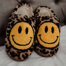  Leopard Happy Slippers